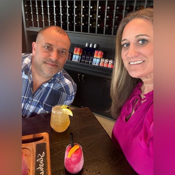 Live Shows and Share - We are LIVE!! - Picture 3 of 14